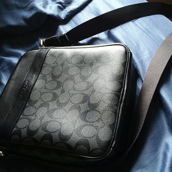 Coach Side Bag - Picture 1 of 5